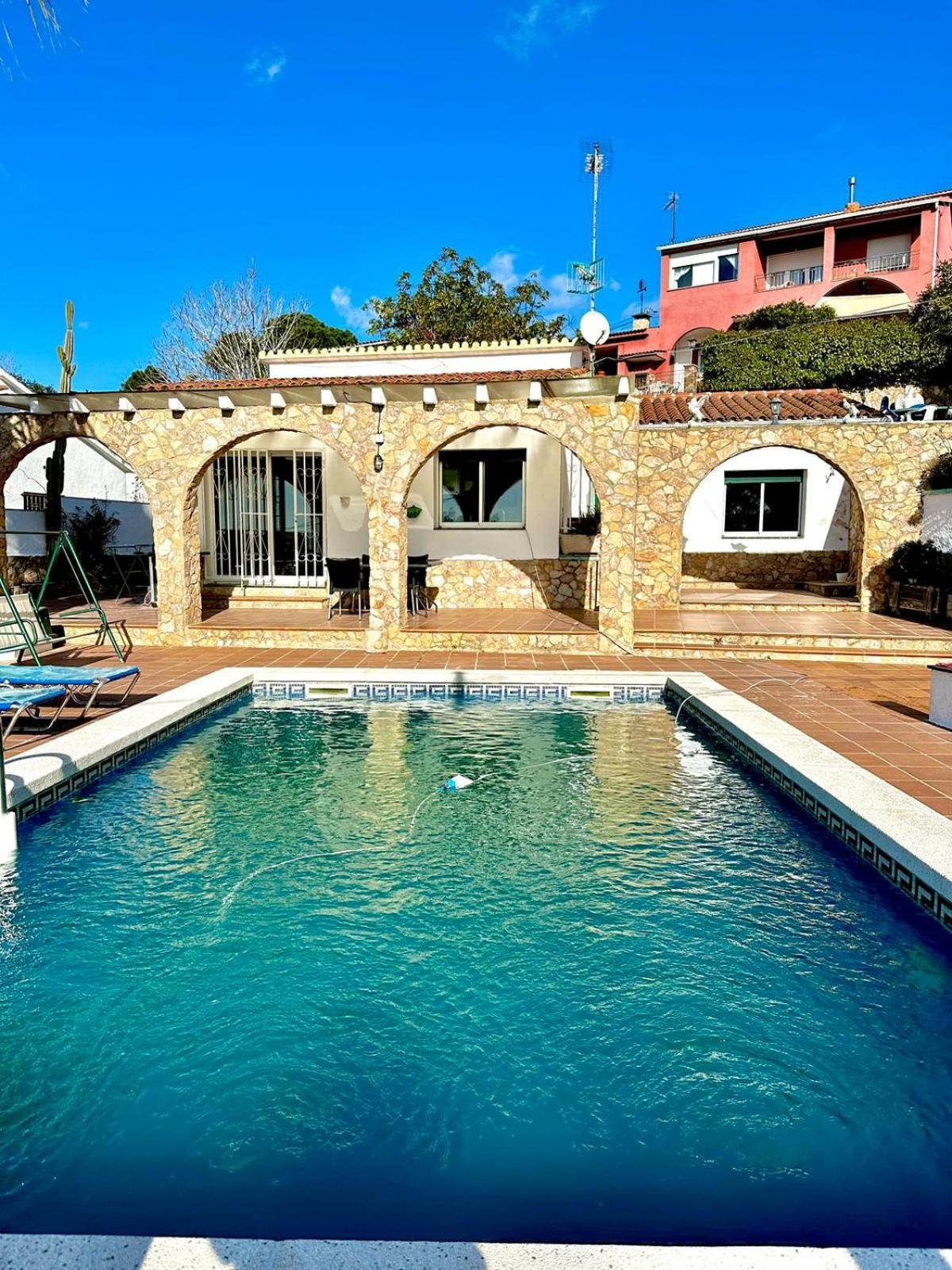 Hébergement de vacances Casa With Private Swimming Pool *